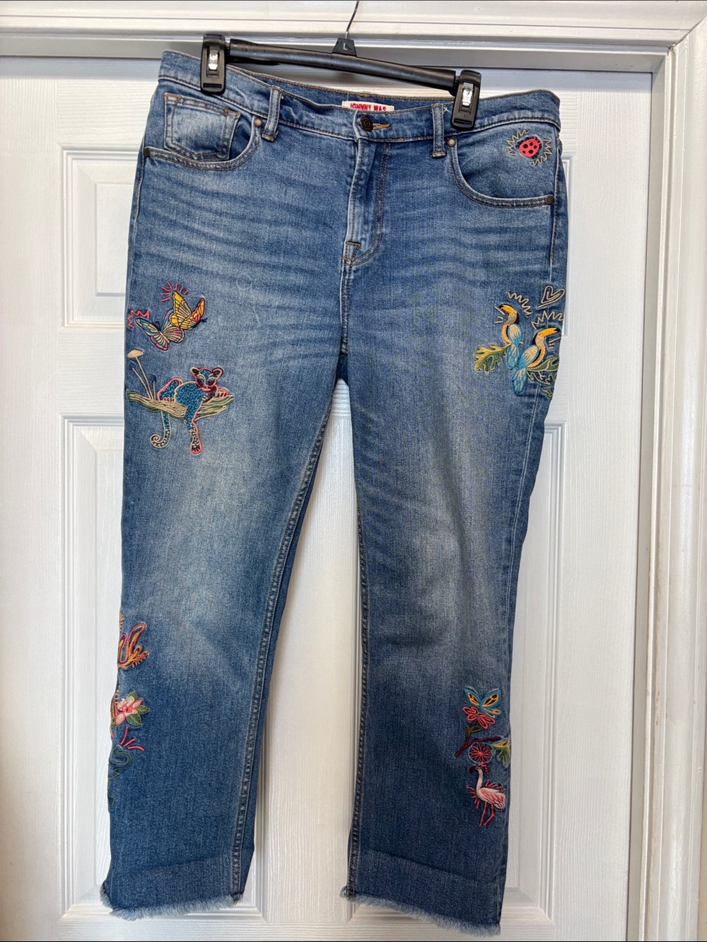 Johnny Was Boho Cropped Boyfriend Embroidered Blue Women’s Jeans size 29